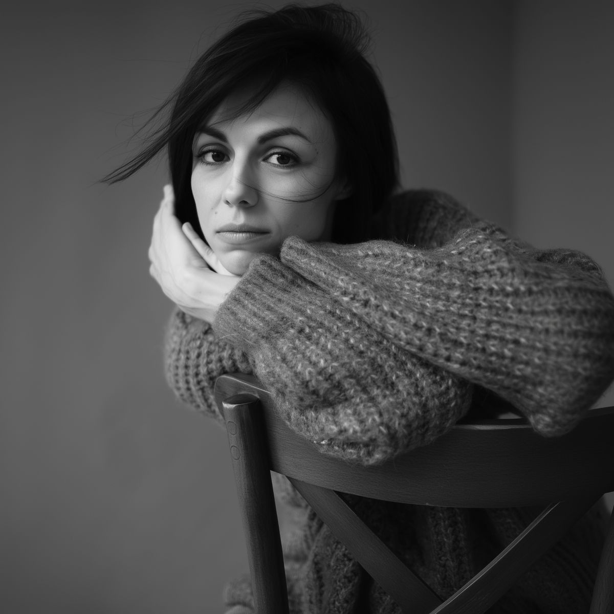 Transiting Saturn Aspects Natal Moon: Holding the House Alone